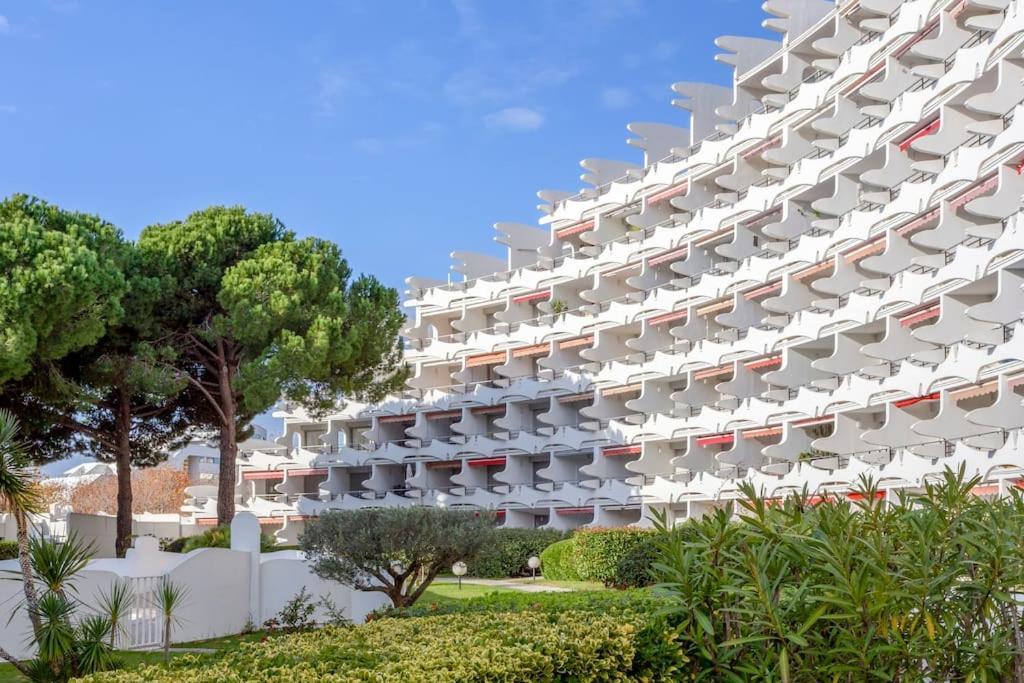 Chez James - Superbe Studio Avec Piscine Et Plage A Proximite Ла-Гранд-Мот Экстерьер фото